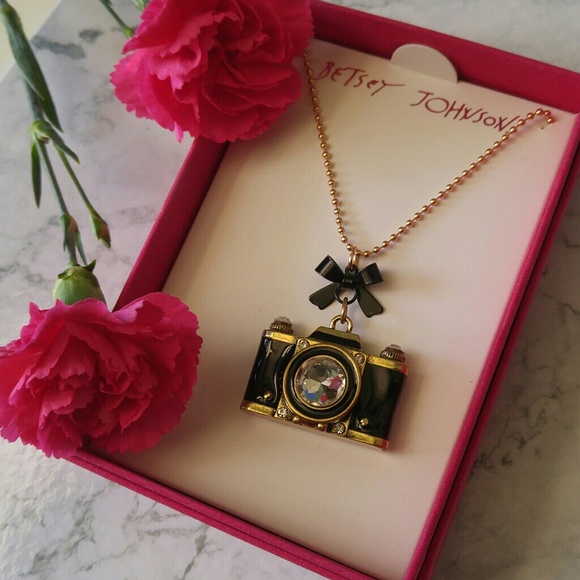Betsey Johnson Jewelry - Betsy Johnson Camera Statement Necklace